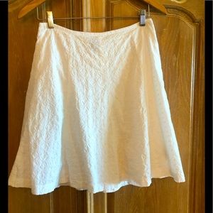 Gap lace embroidered skirt, size small